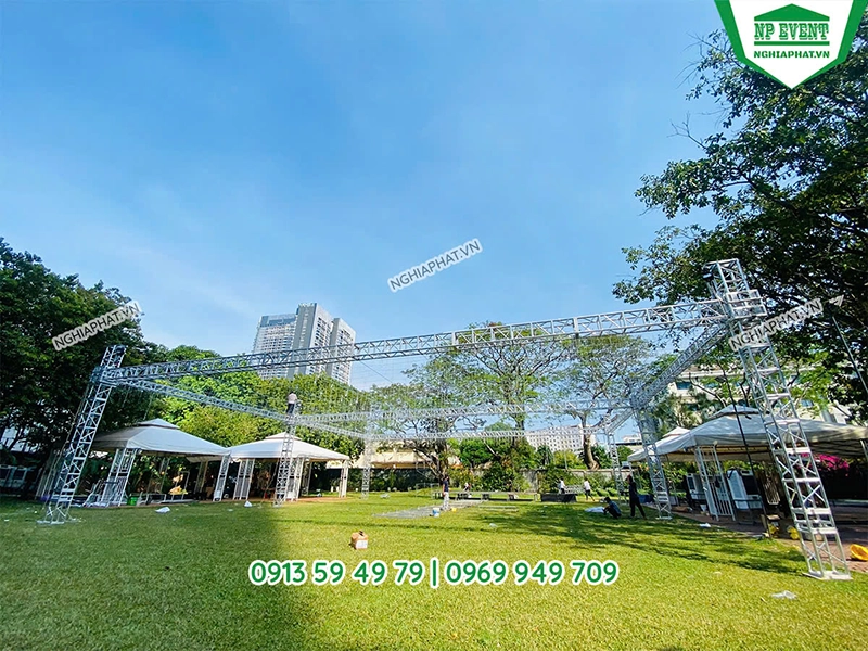 Cho thuê nhà bạt truss nhôm