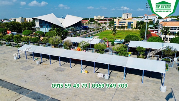 Nhà bạt không gian che phủ khu vực tổ chức sự kiện