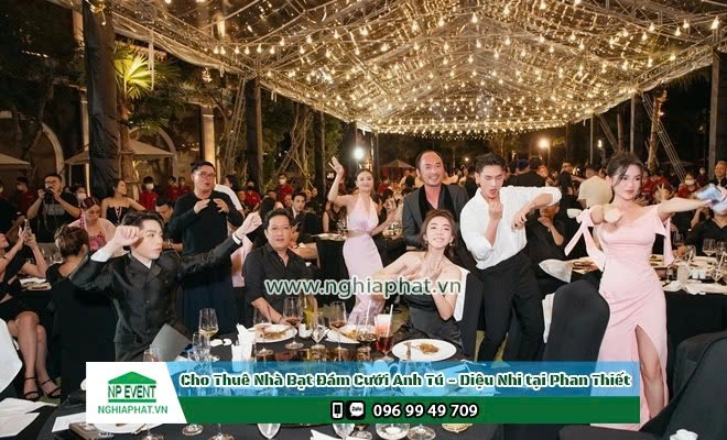 sản xuất nhà bạt trong suốt