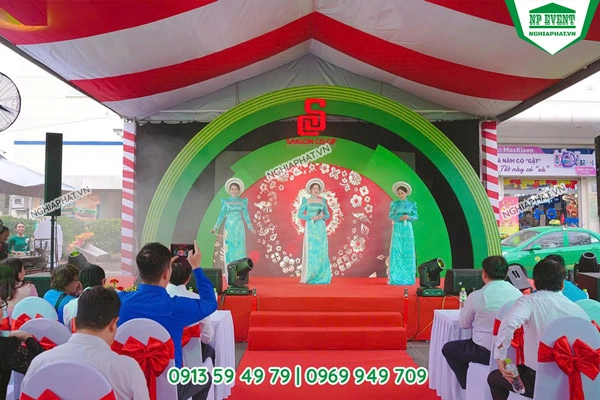 Sản xuất sân khấu sự kiện